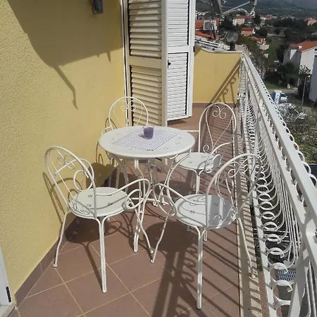 Grebastica 4882e Apartament Baselovici