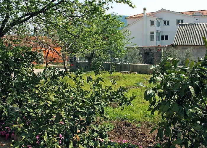 Grebastica 4882e Appartement *