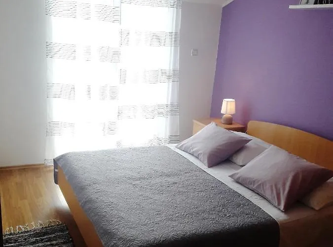 Grebastica 4882e Appartement